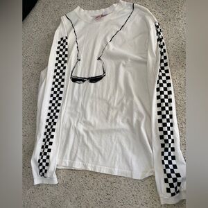 Stranger Things X Quicksilver Long Sleeve Rare Shirt XL white and Black like New